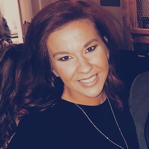 Meet your Posher, Maggie Campbell!